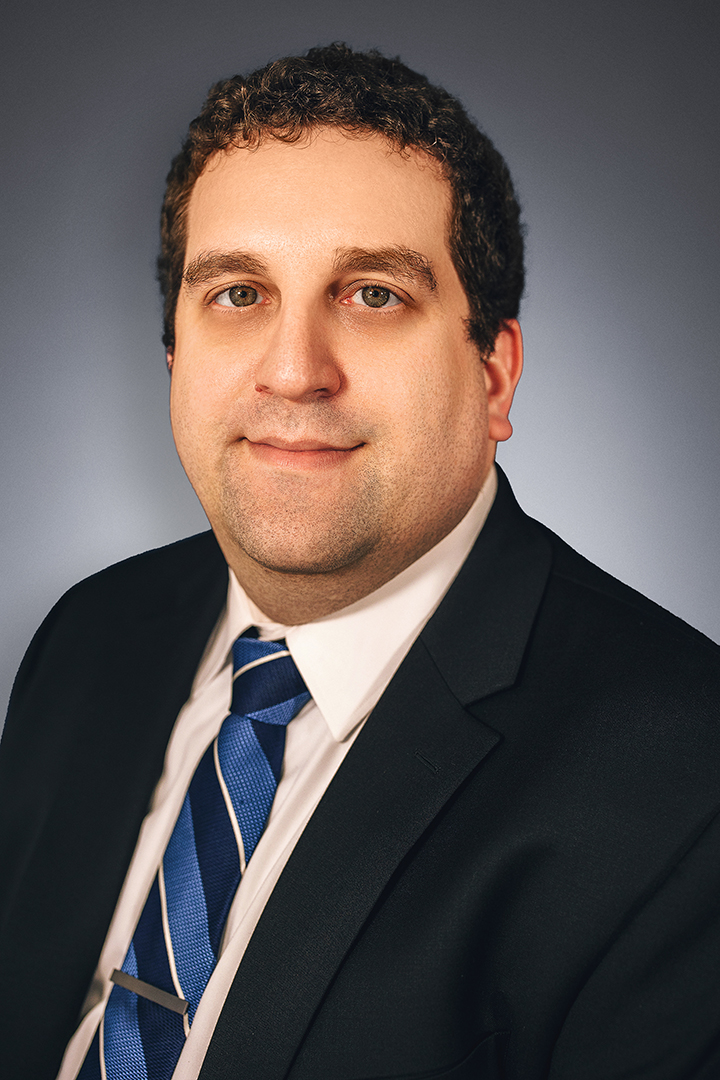 Lee P. Pinzow